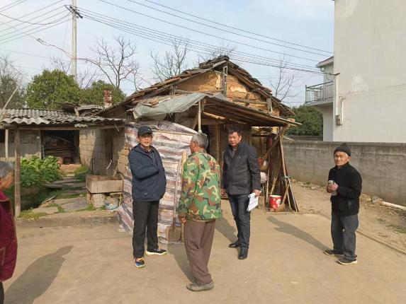 20230316农房办陪同县住建局查看危房改造
