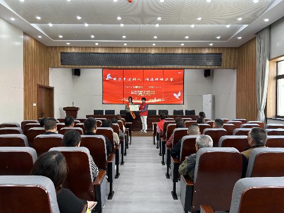 活动时间：2023年4月12日 活动地点：常青街道仰光社区 主办单位：常青街道新时代文明实践所 活动主题：学习身边好人 传递榜样力量 (7)