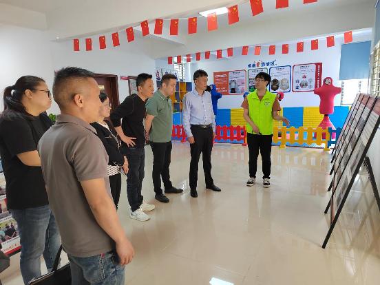 长丰县民政局领导一行调研指导周医生工作室2