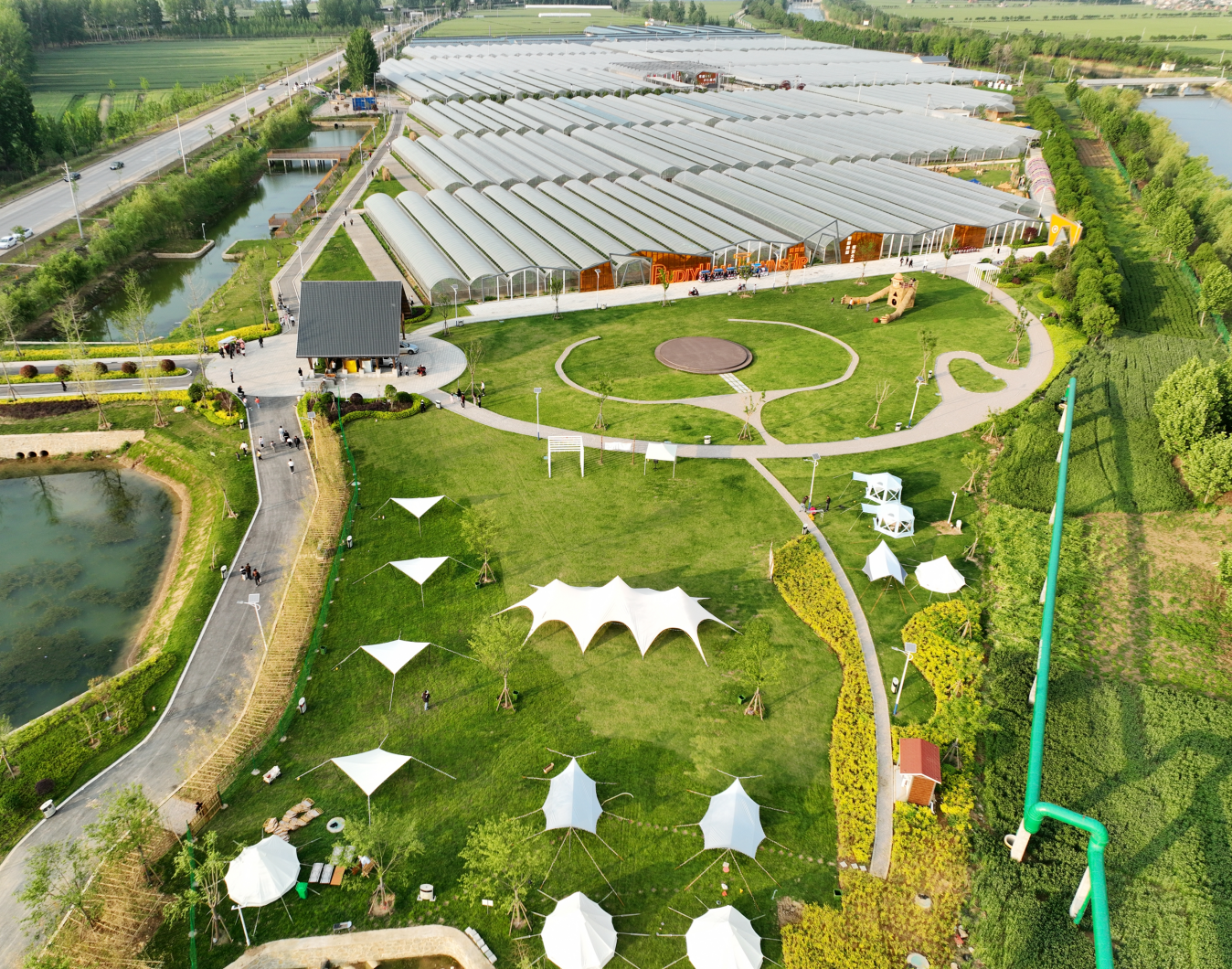 eff9526bc3fc4364c30391b1e9e268d