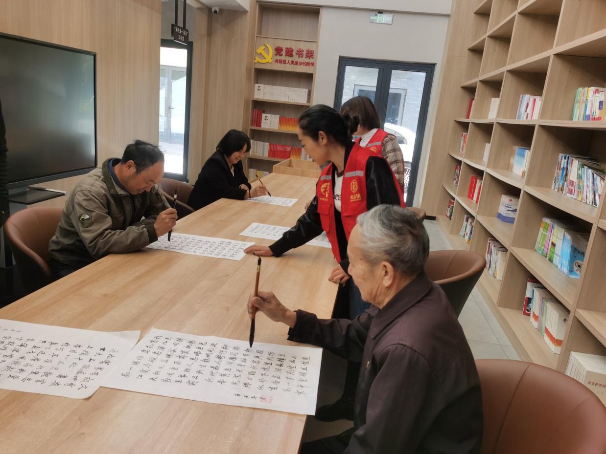 图示, 示意图&#10;&#10;中度可信度描述已自动生成