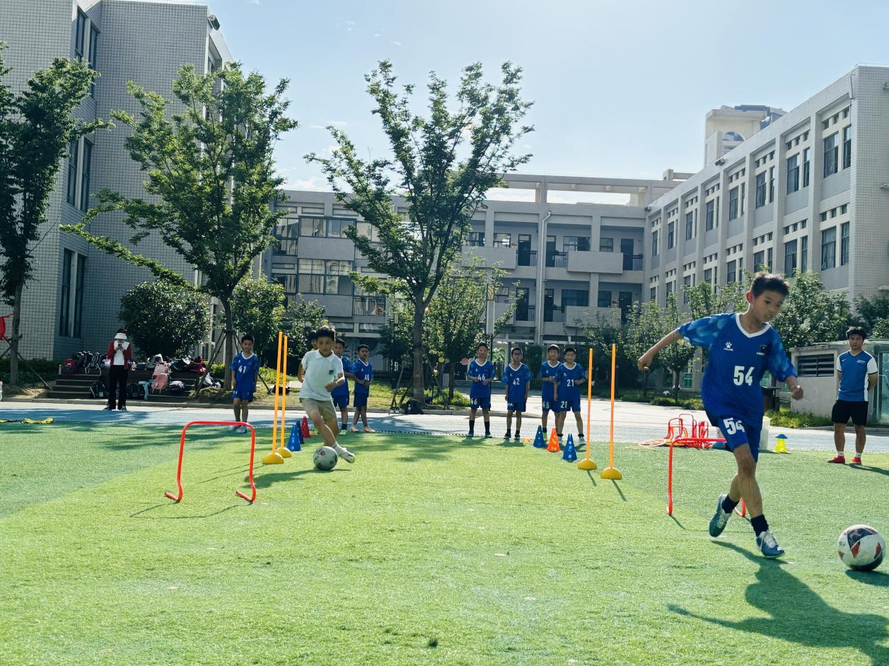 b340ab41fe3460abeef5f5ae5a6cccc9