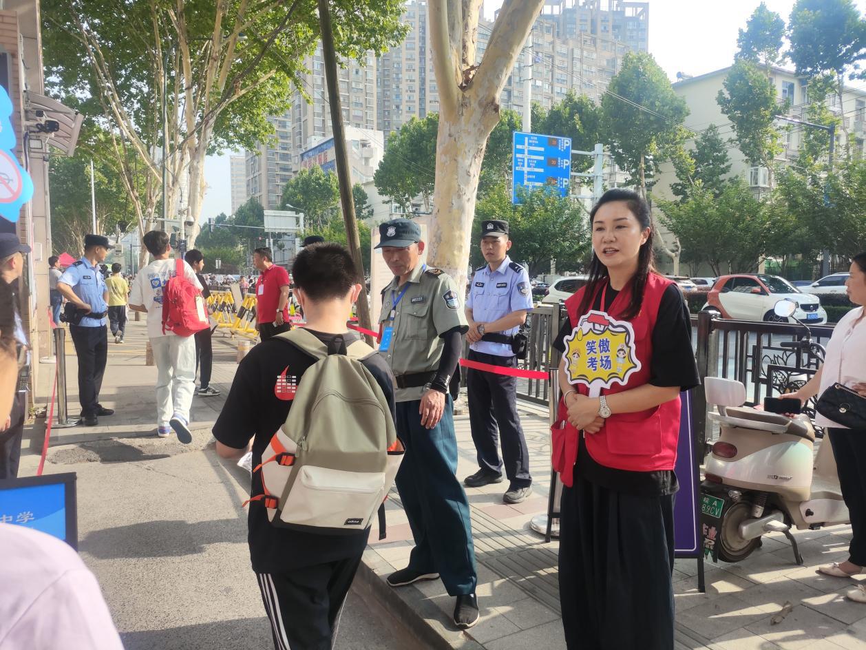 E:/周思/公众号及视频号/公众号稿件/6.11-6.16/“青”尽全力，为中考考生保障护航/微信图片_20240614112137.jpg微信图片_20240614112137