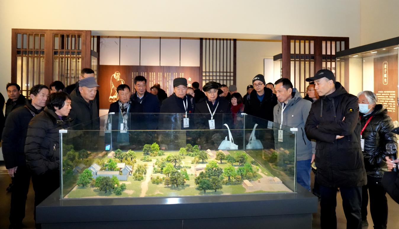 图三