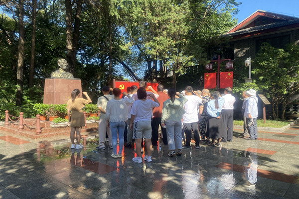 琚浩9.18.jpg
