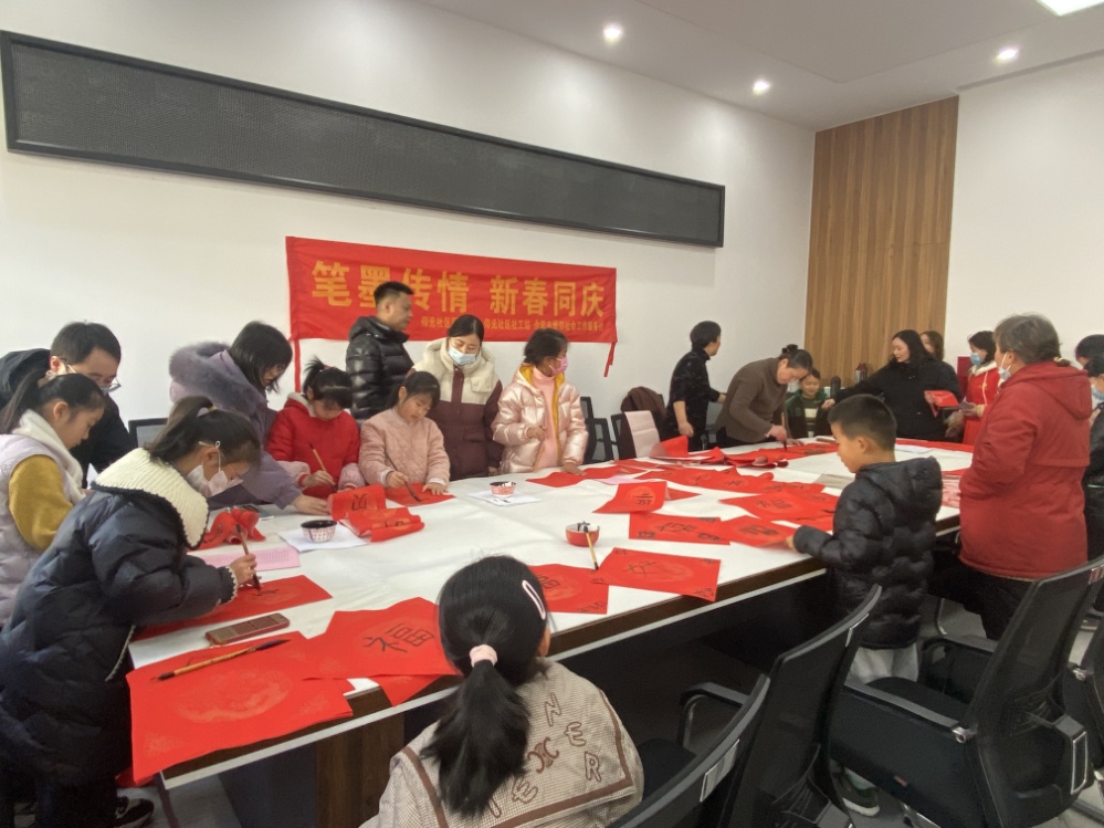 F:\微信文件\WeChat Files\wxid_30jrdh1x1pzj21\FileStorage\Temp\aae5acd06ea473f1de1e892e5f81602.jpg