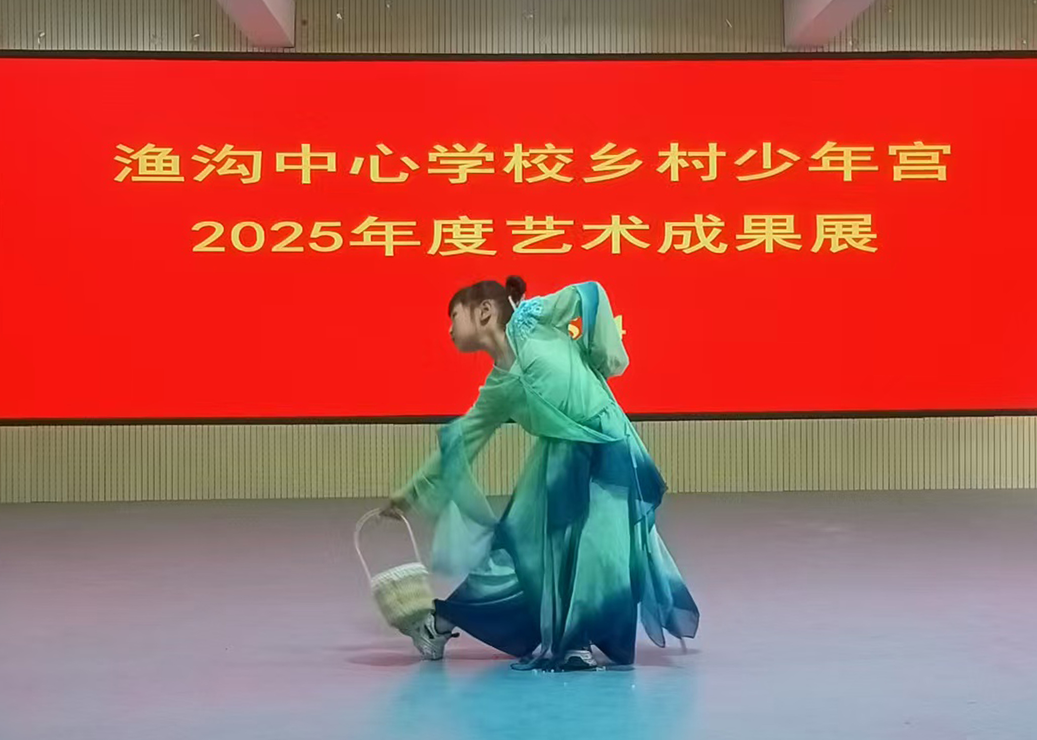 0e27e3a5c29a2ebc636e8574e753d2b