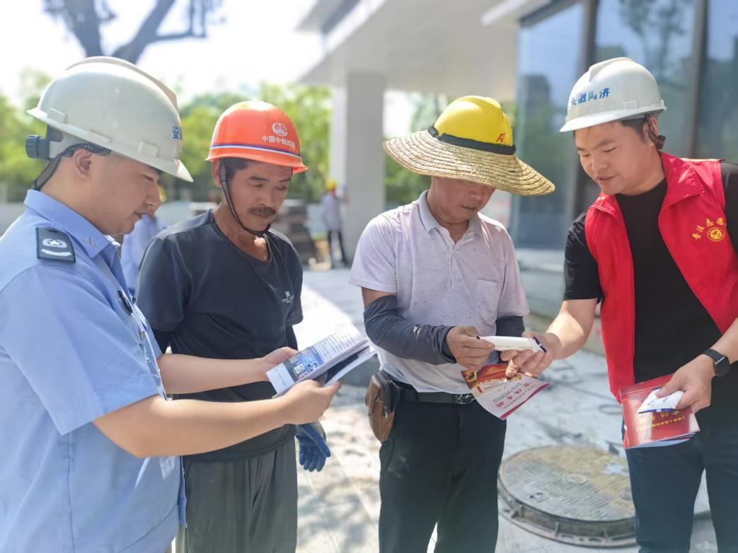 4b9d07fb7b6a1d671cb2bea59040a70