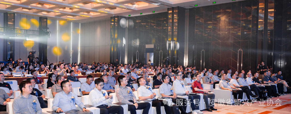 https://mmecoa.qpic.cn/mmecoa_png/lazRb8UxFGF76xNzgAHdUUIOTNyzSqShkYSjUHHr0fYxiaiawb8EvnupetpUepzNdvqRLttsO9q3lIe3YNHqqpDA/640?from=appmsg&watermark=1