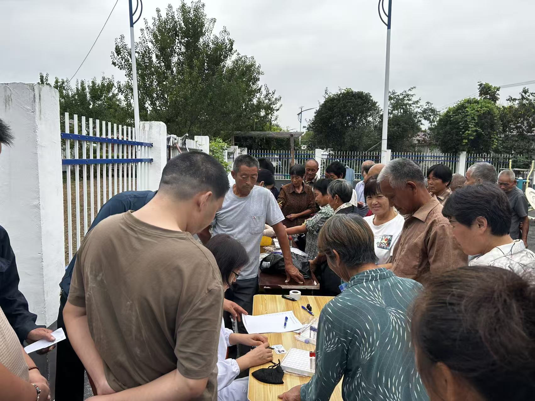 11d215a8bc4cc962c40928272e14060d