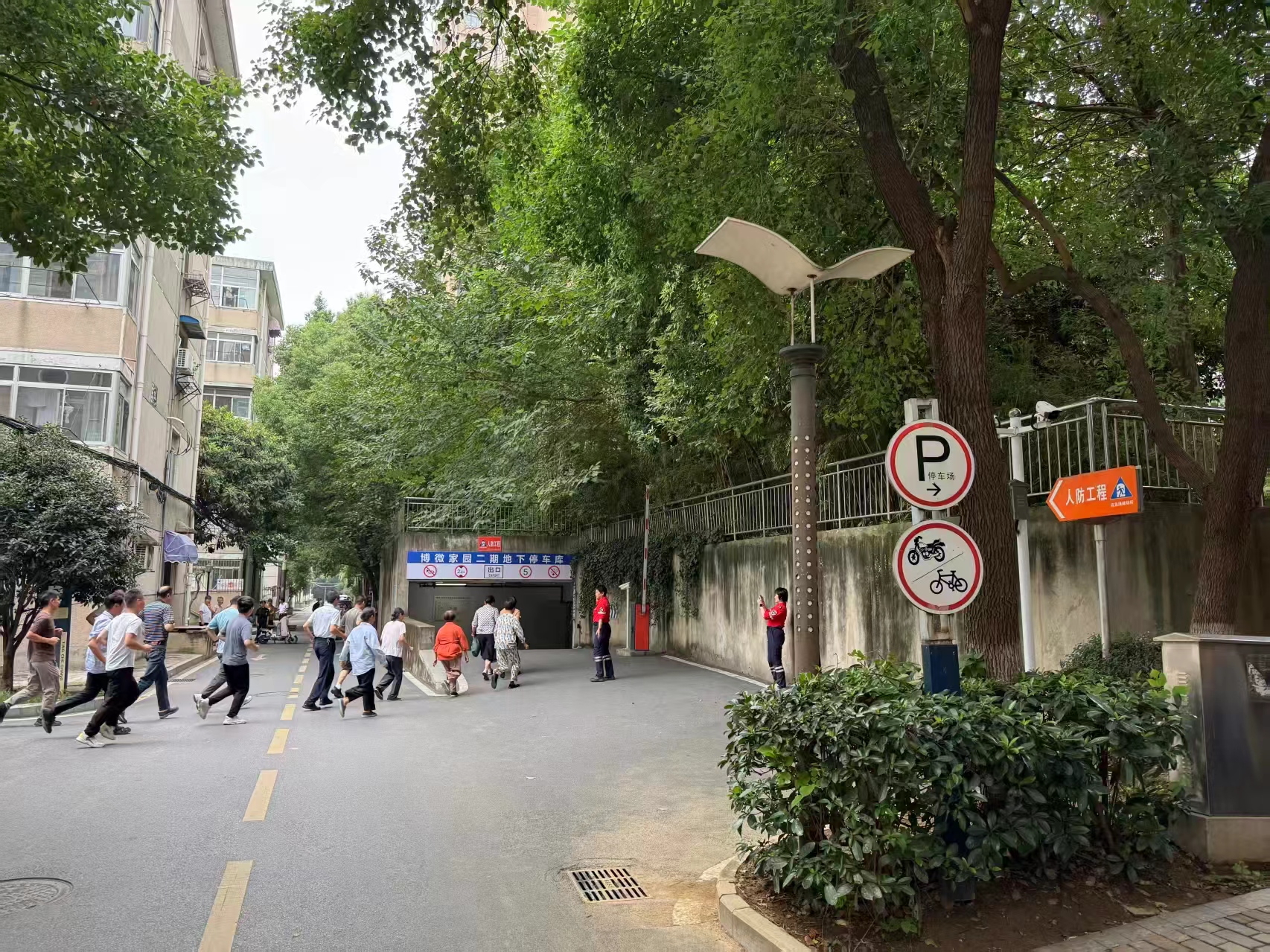 b38c3bd1a47b578782f4f14e8b2dd776