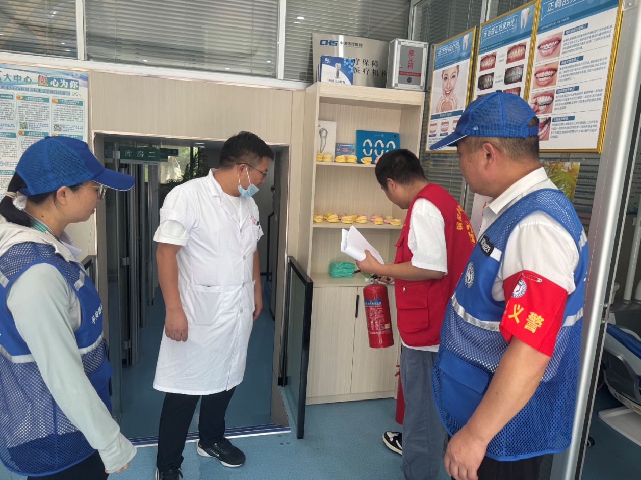 7892f34c036055393a5036b1b8bca8b