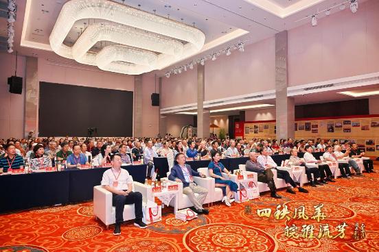 WYF_2911-opq4014834206