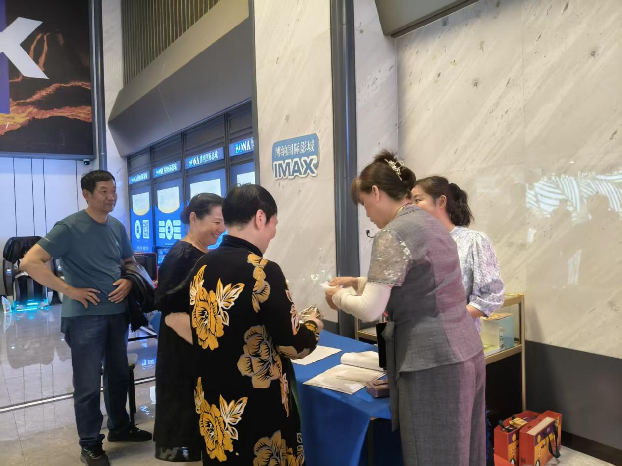 E:/桌面/0331604e653a523f156b89d9b435aaf4.jpg0331604e653a523f156b89d9b435aaf4