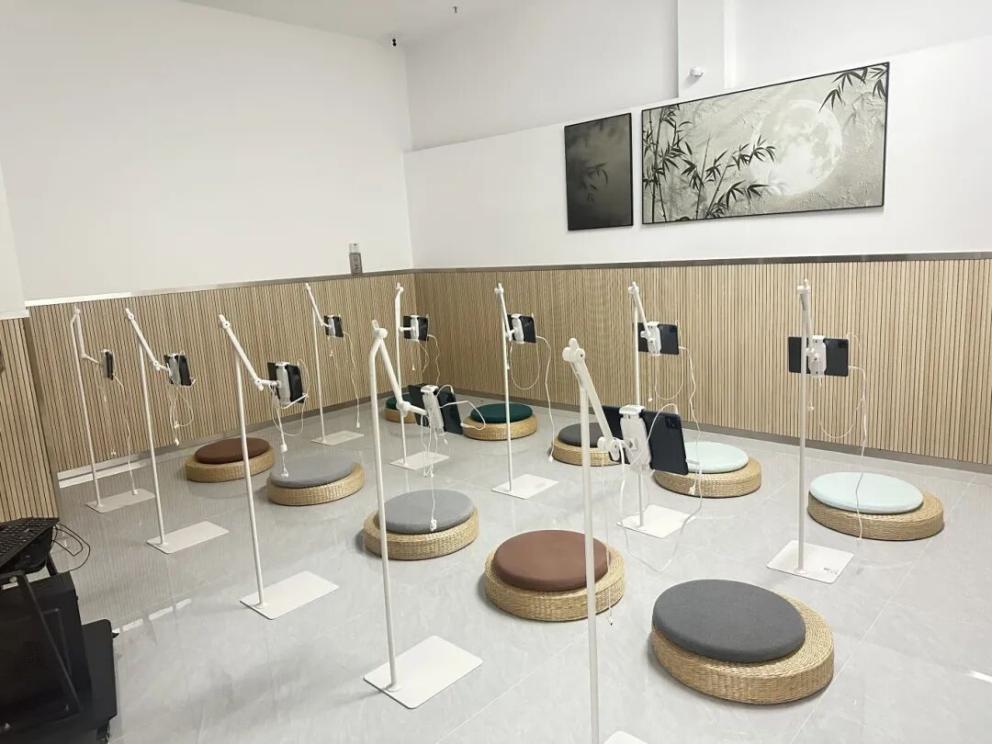 0d99c757193f04abaeda1a7095d4a2450f6629ba