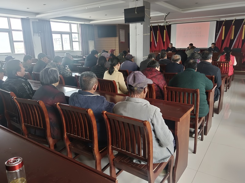 2025年4月14日,联群村新时代文明实践站在理论宣讲室开展“推动移风易俗 共筑文明家园”活动
