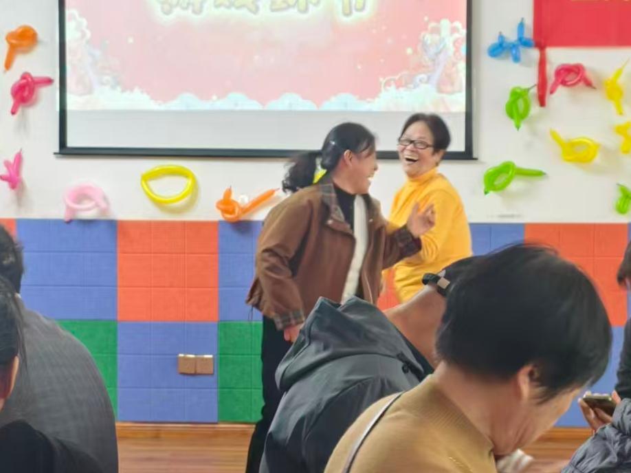 23b663a102094cd0b6ff144364d4ffe7(1)