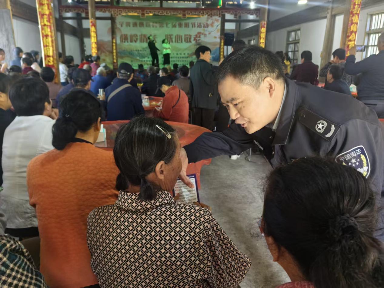 606ea970897174ed2ce2c66a21411496