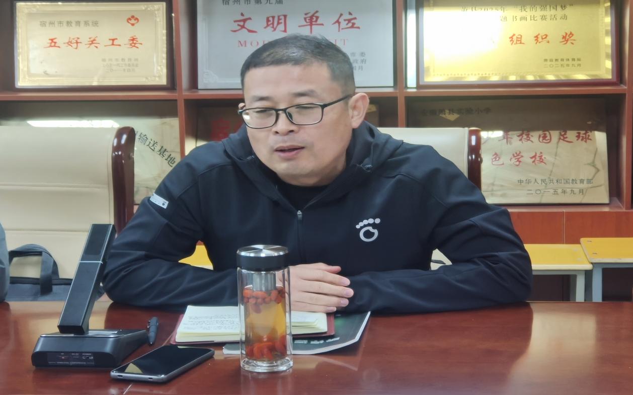 700c6e35ba09bc6d514a3c1ed66f127d