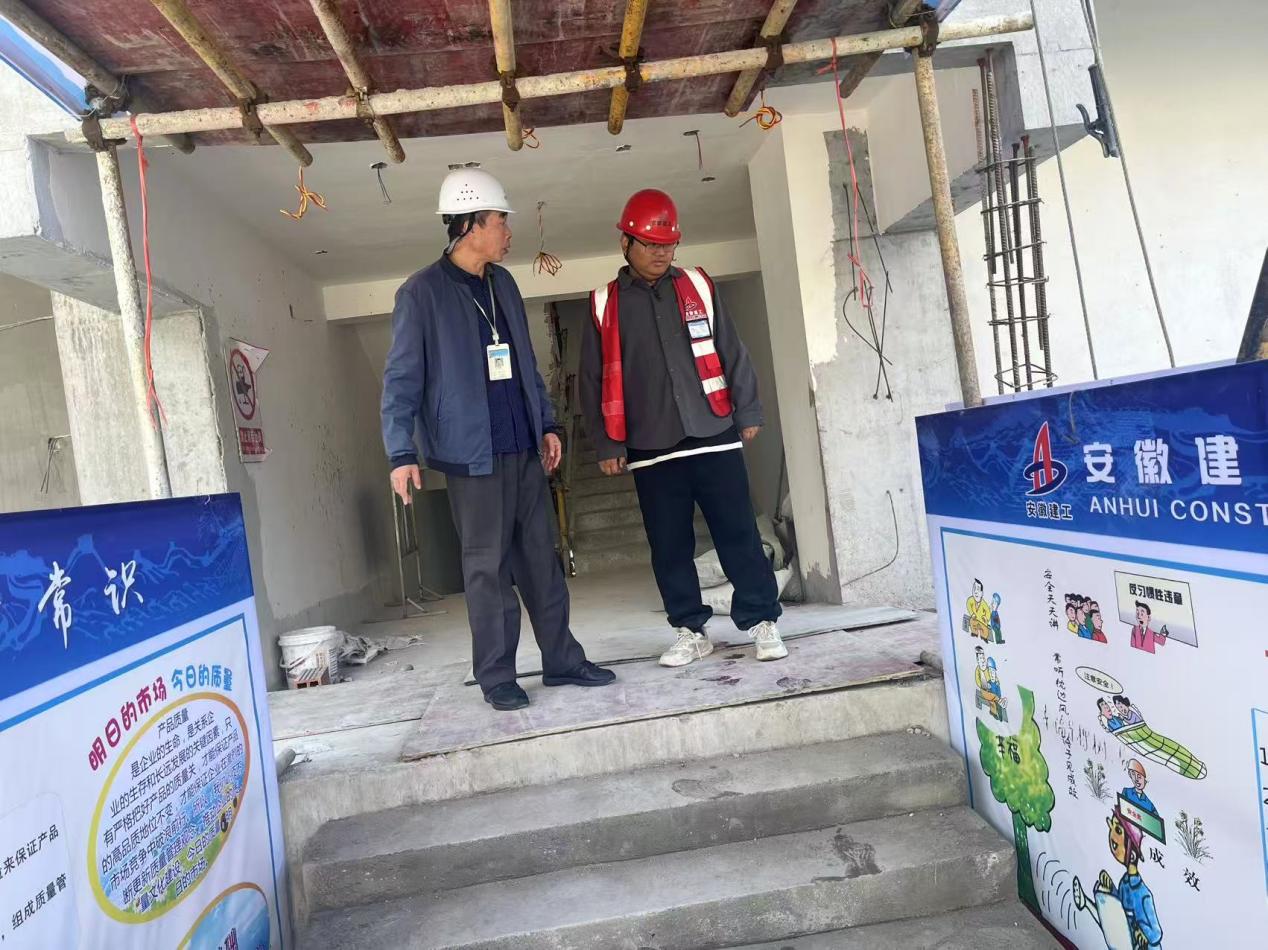 b796d4548d01f8093394cfde89c8ef3