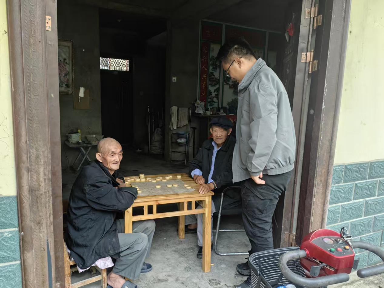 7b95e04b3dc0e0e6f7ffef1ef89d35bd