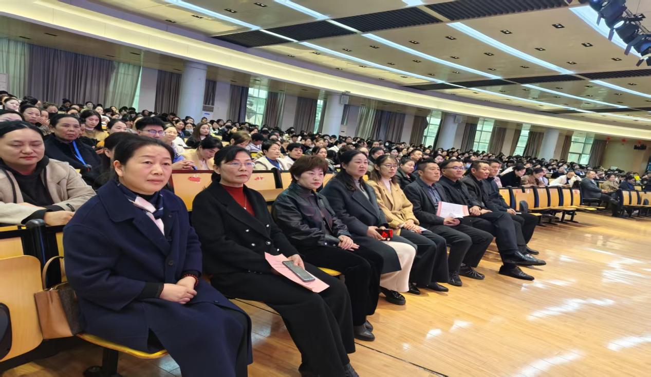 f20fe1c555c044ce66a8e277d593958c