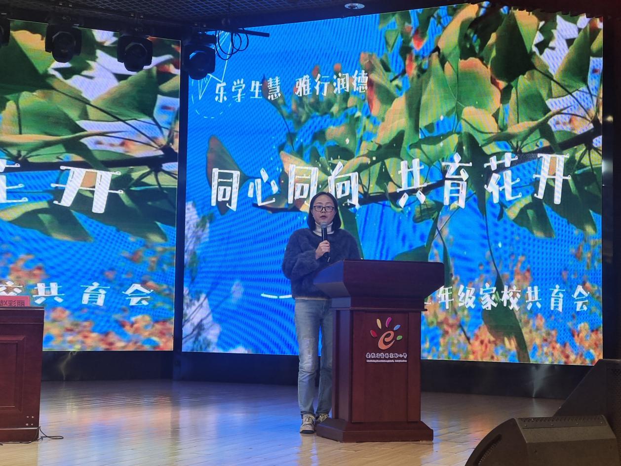 970ed2e5dee6cbf15f1ef59c15e131e9