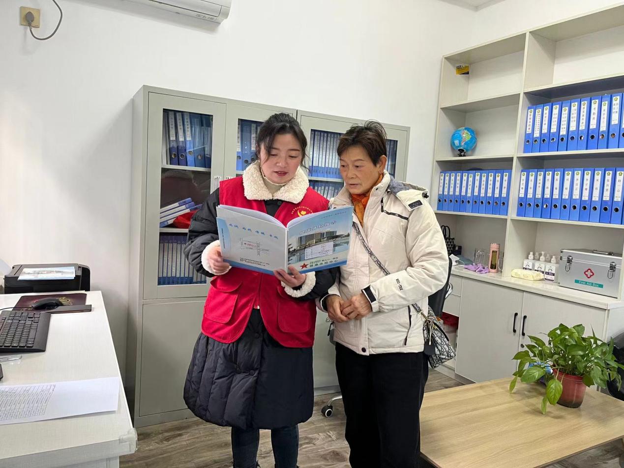 9be245a4c8612af193db268daa55d695