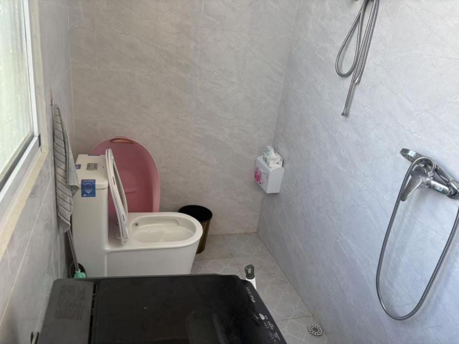 ad77f49e2649f2117d3d1b45d37ba45