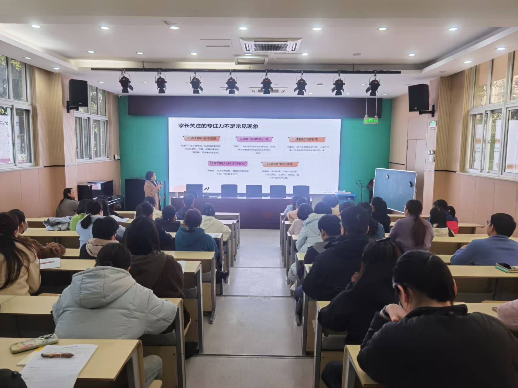 1f53c11aeee3889f8896390c374180c0