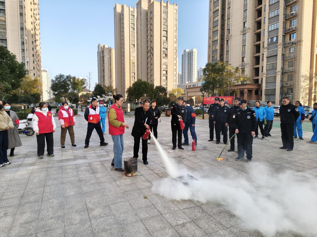 41970fd598cdde957bbe4142f18122a