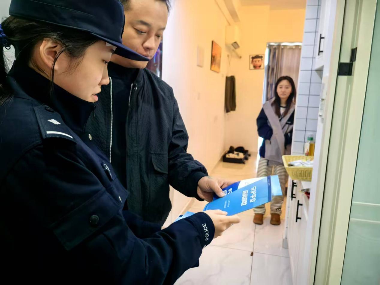 c587bc1a6265154eba5e6b1e8527702