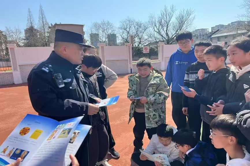 98c0054583f27c542a3f48dca0b4228