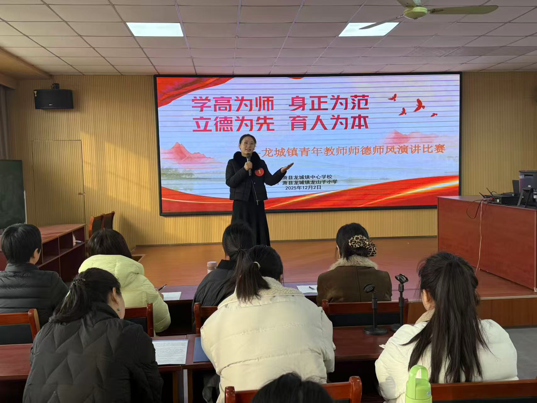 f0ab2245bdea062f899199c2d841703f