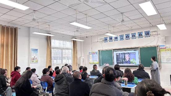 8c5c609154ee43064db2861d277a1ce