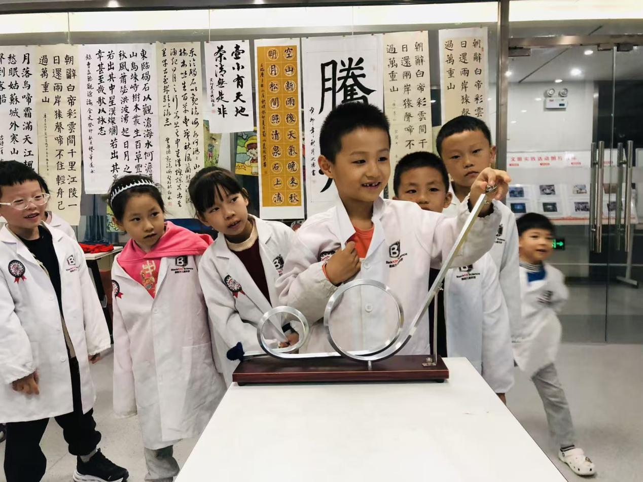 620aebc8f94148596d4f68ac418bfafe