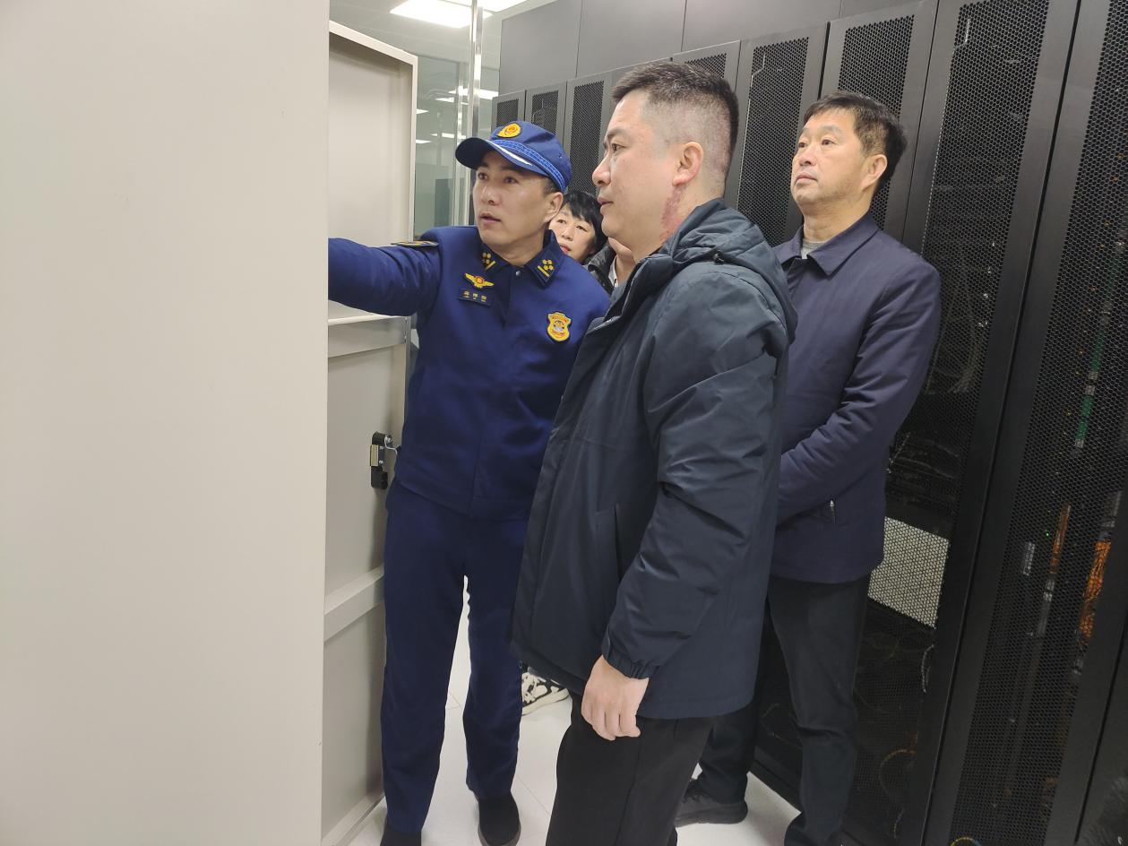 3d299c5cf5e147e18a00d77e4011592d