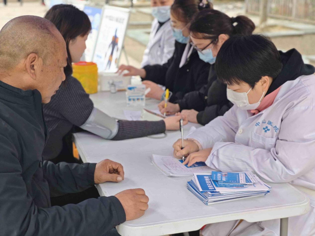 f7b5cc35008070a825dd0e1bd133fca_副本