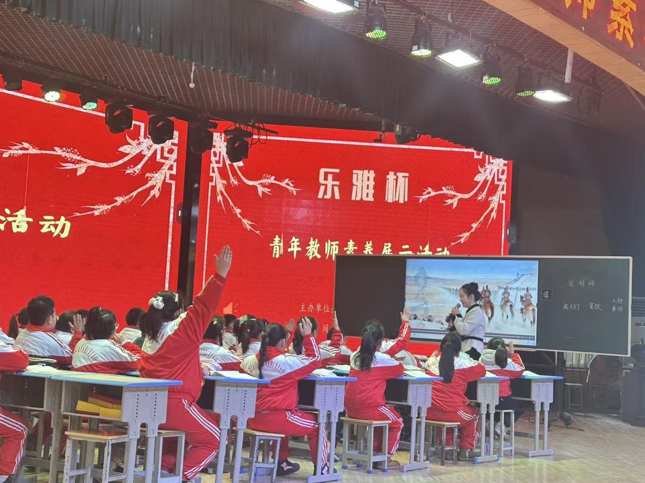 e7724924fb9e44a6ecf6401611db38d9