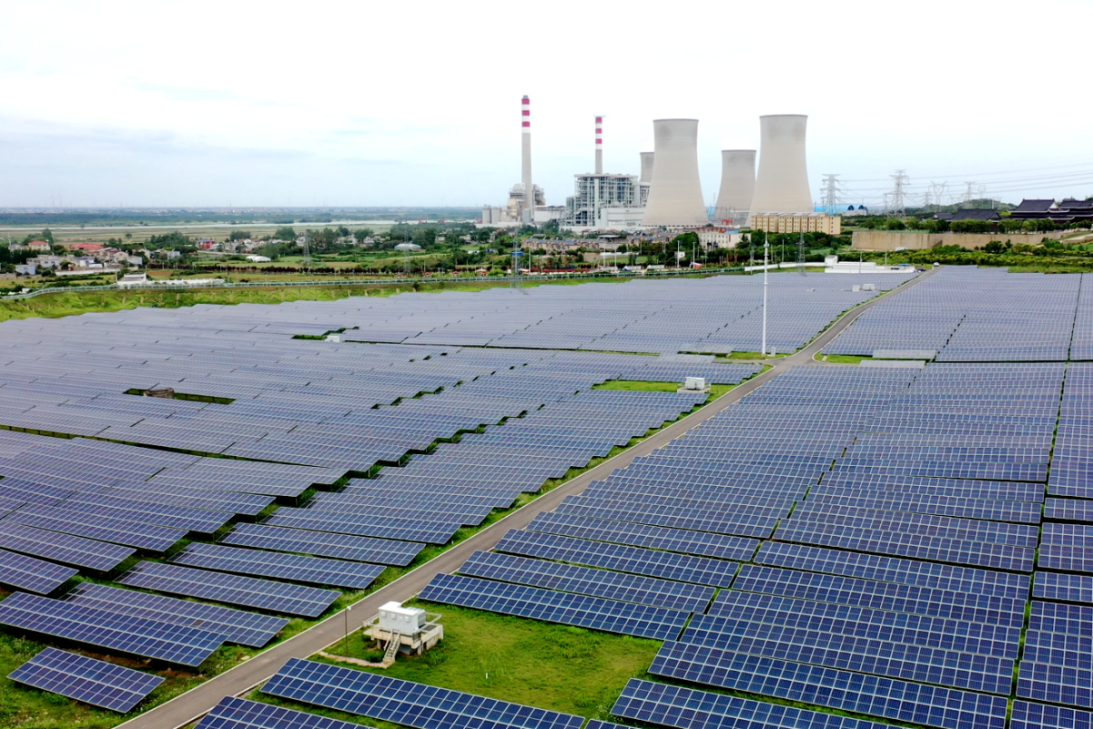 图为蚌埠公司大峰山光伏电站