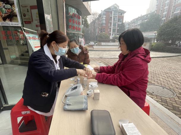 C:/Users/Administrator/Desktop/新闻与照片/12/常态服务/汉/微信图片_20251219111222_397_233.jpg微信图片_20251219111222_397_233