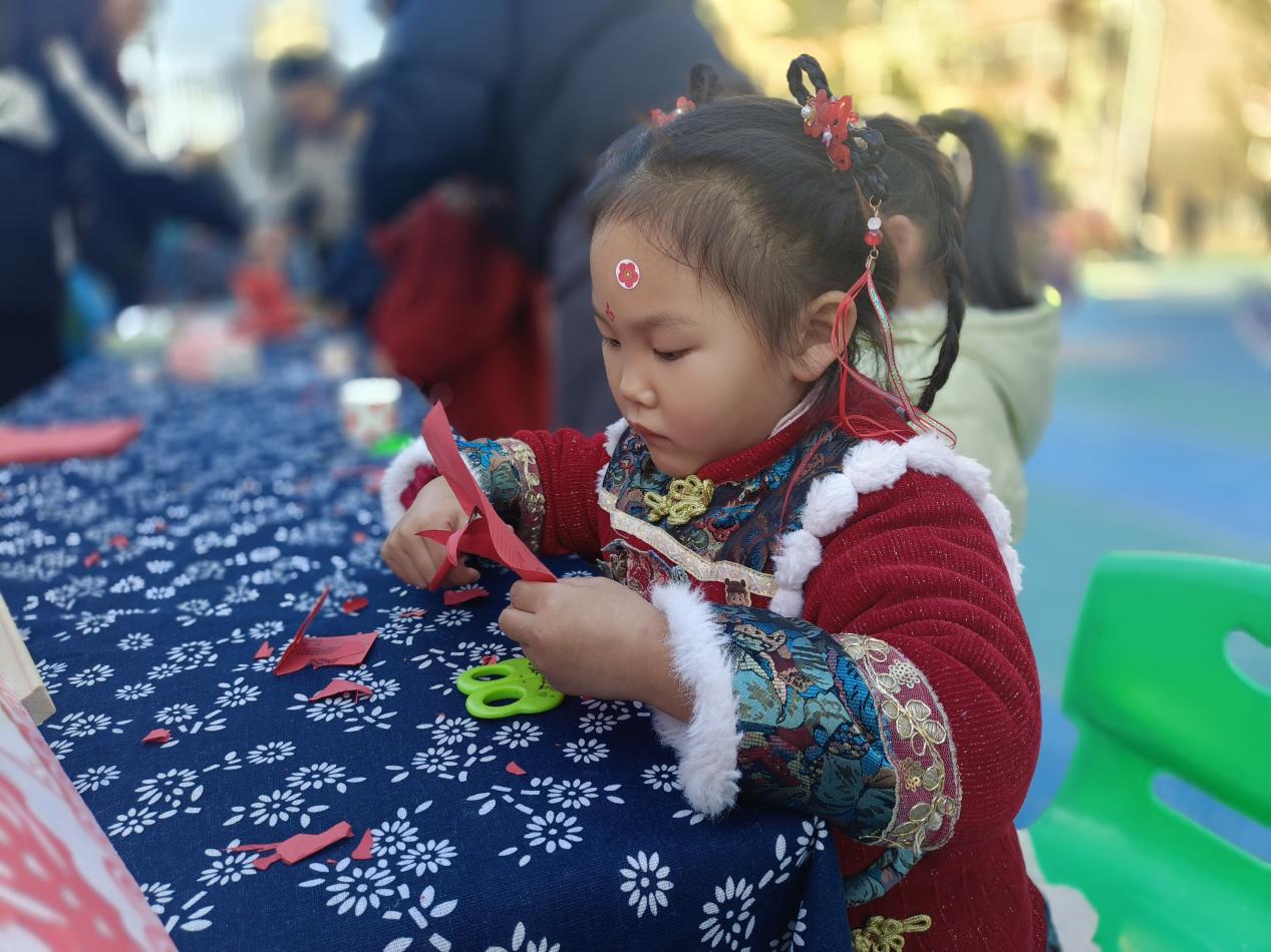 C:/Users/lenovo/Desktop/IMG20251226093209.jpgIMG20251226093209