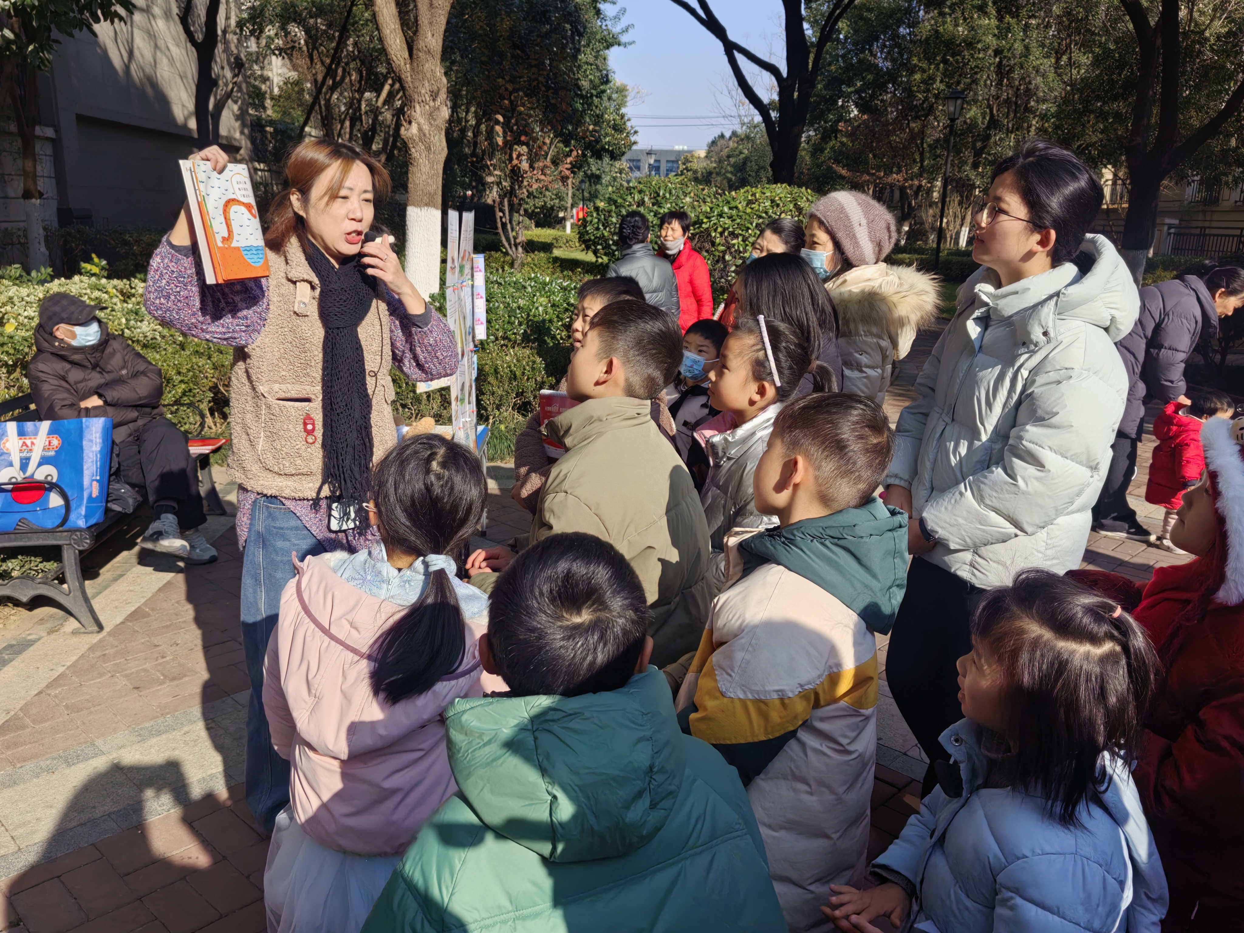 42f7b333ff0b8513fd81a990392accb9