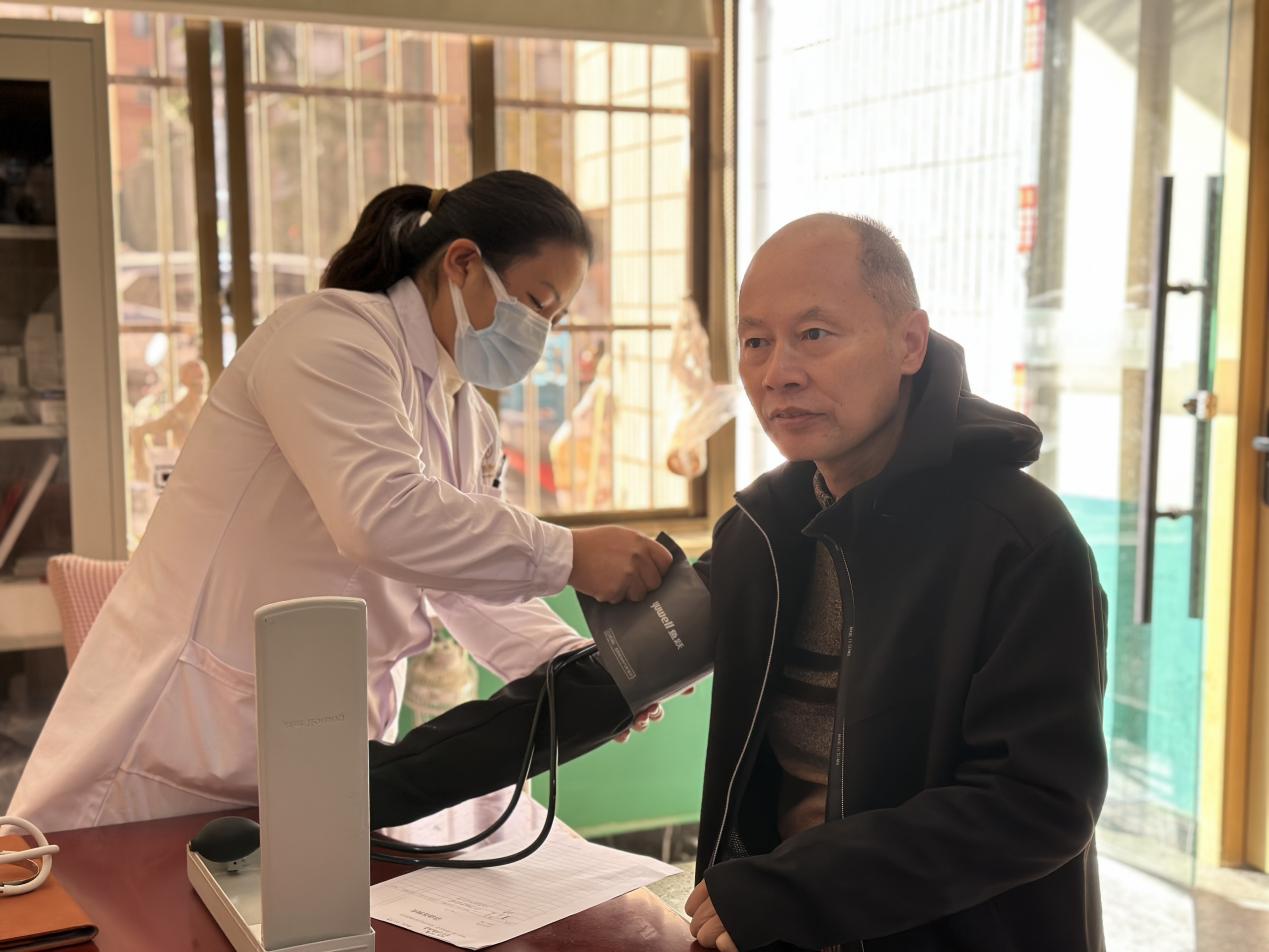 11954404d870fa30633d6ffe9962e84