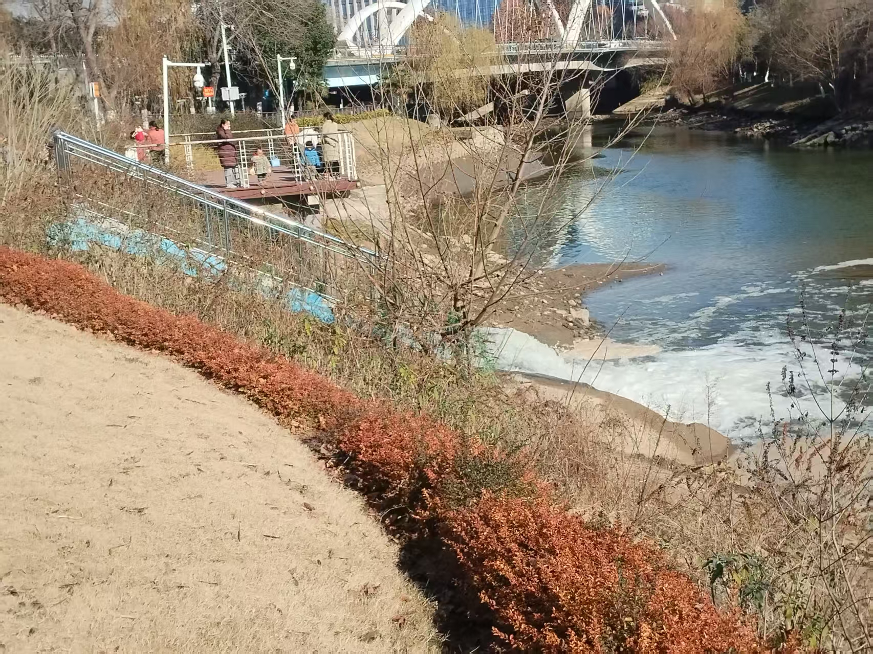 07f8d0dd3bfc81ca2eccc3c121b47da