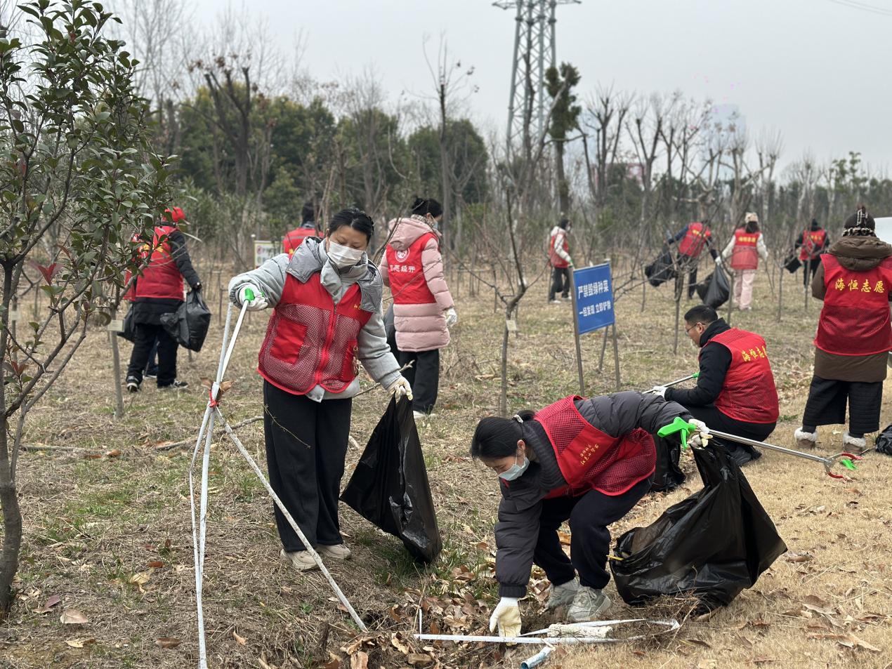 1E0BA750FE7327AE4E303256B45E7720