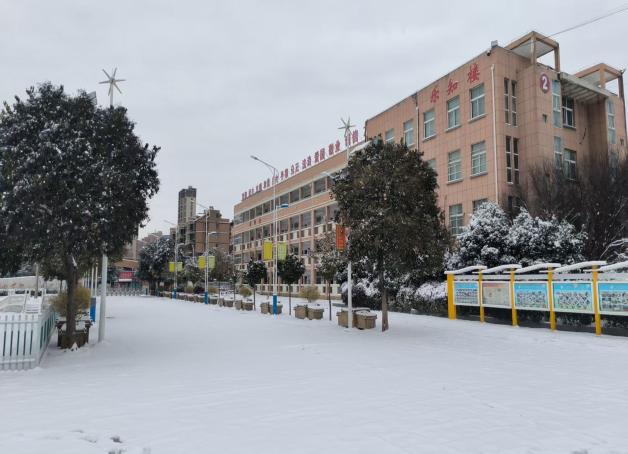 5f151e5ec3e2d7857bb8ea37b136ab77