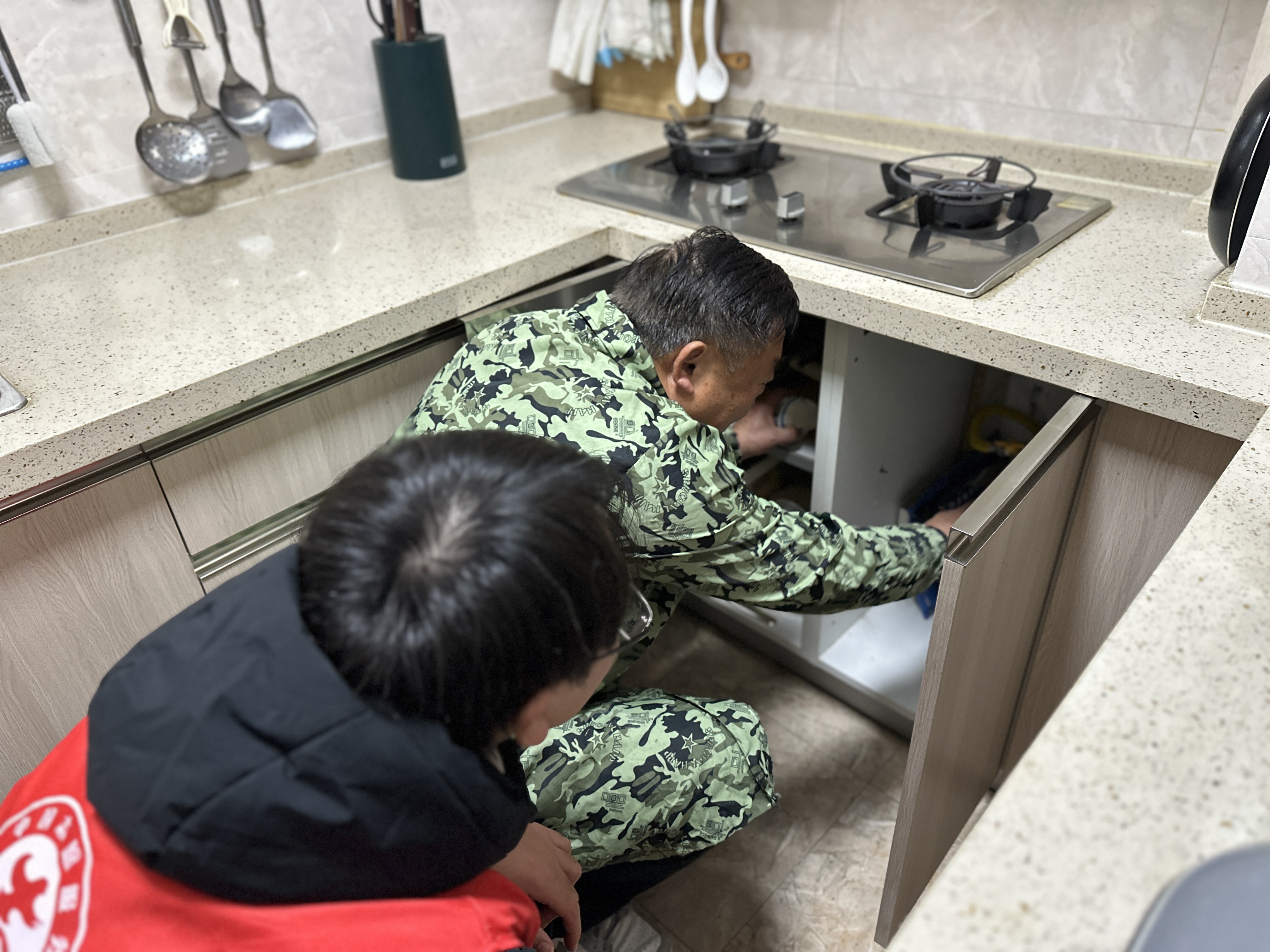 73DC0C6540921E5A42B2D0D9444A0D8D