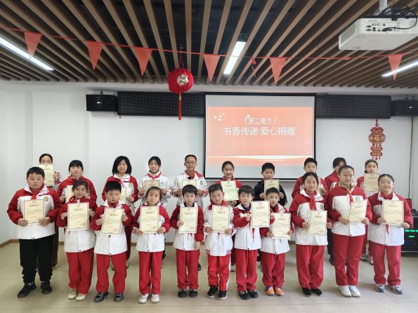 D:/Desktop/2026.3.21洪岗社区两项服务“绿书签暖雷锋情·书香浸润学子心”洪心少年主题活动/3.21（照片）/IMG_20260321_151411_1.jpgIMG_20260321_151411_1
