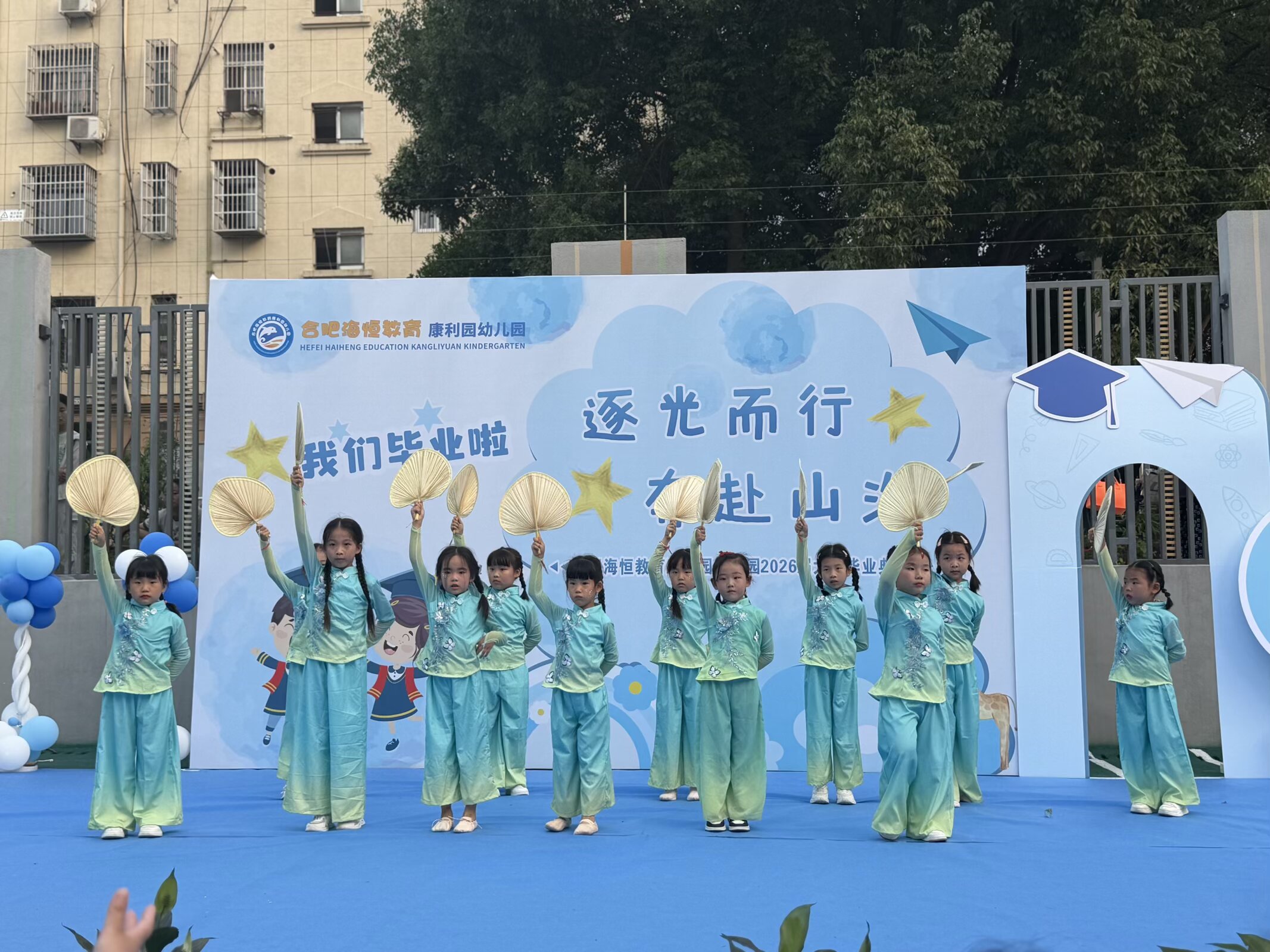图示, 示意图

中度可信度描述已自动生成